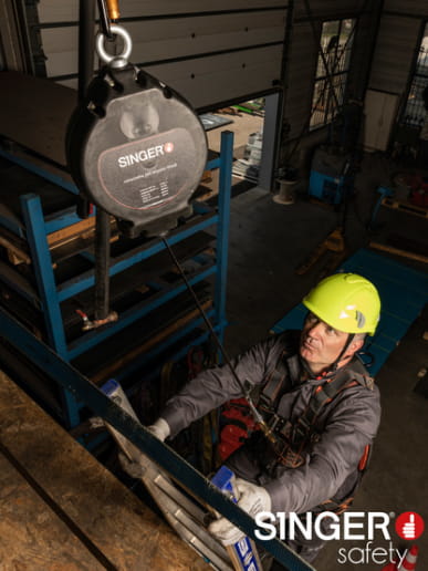 Antichute à rappel automatique, longueur 10m Singer Safety ARAWEB100