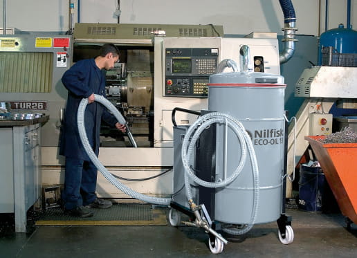 Aspirateur à copeaux Nilfisk ECO OIL 13 MONO