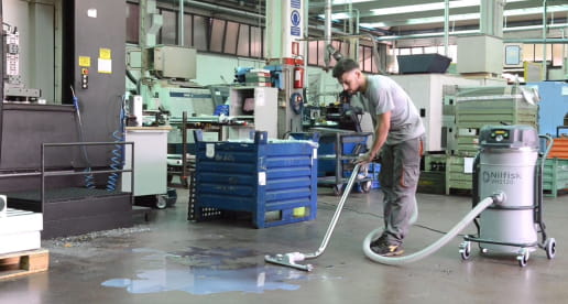 Aspirateur Nilfisk VHS120CB classe L