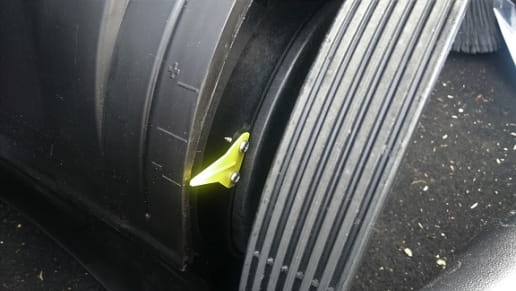 Balayeuse à 2 brosses latérales Nilfisk SW250