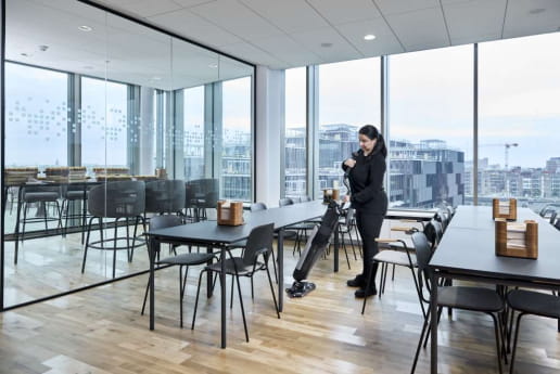 Micro auto-laveuse idéale pour petits espaces Nilfisk Dryft