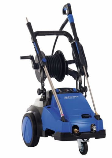 Nettoyeur haute pression eau froide Nilfisk MC 6P-250/1100 FA XT avec enrouleur