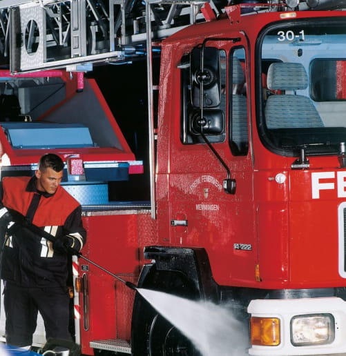 Nettoyeur haute pression stationnaire extérieur eau chaude SH TRUCK 7P-175/1260 D