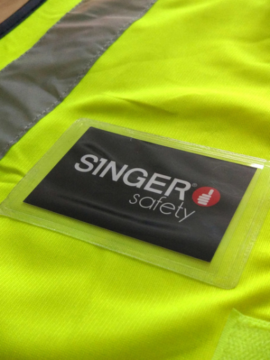 Porte-badge autocollant universel Singer Safety ACCBADGE