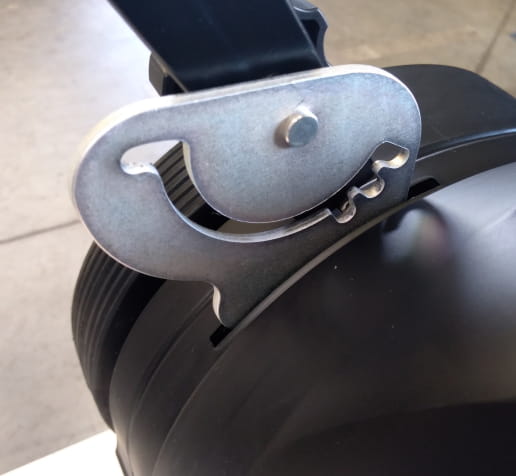 Balayeuse à une brosse latérale Nilfisk SW200