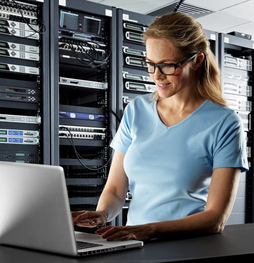 T-shirt modèle femme, encolure en V MASCOT® NICE 51584-967